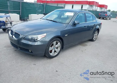 2006 BMW 525 Xi из США, поврежденный, VIN WBANF33596CB86058